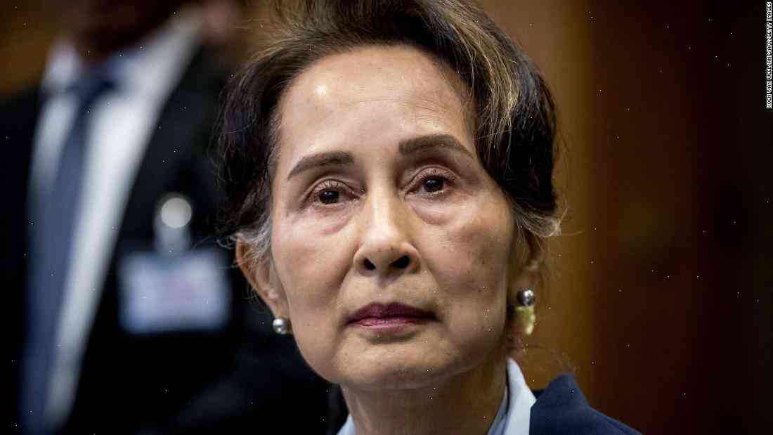Burma's civilian government charges Aung San Suu Kyi