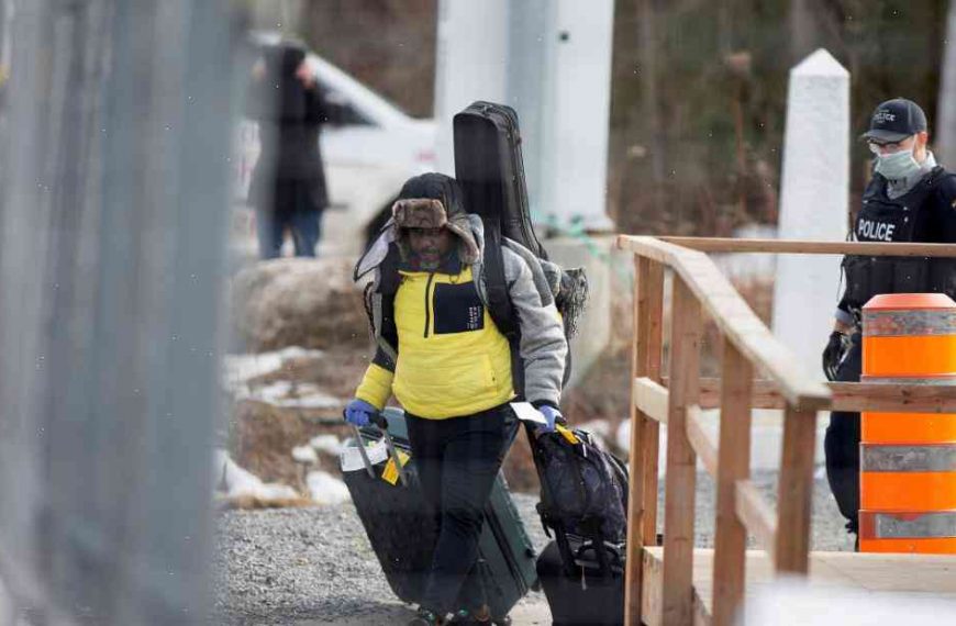 Canada ends policy of ‘regime limbo’ for asylum-seekers at US border