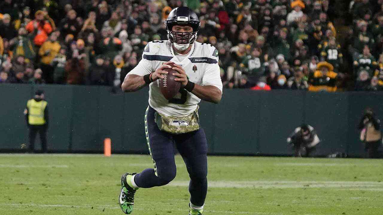 Seahawks quarterback Russell Wilson voted to make third straight All-Pro team