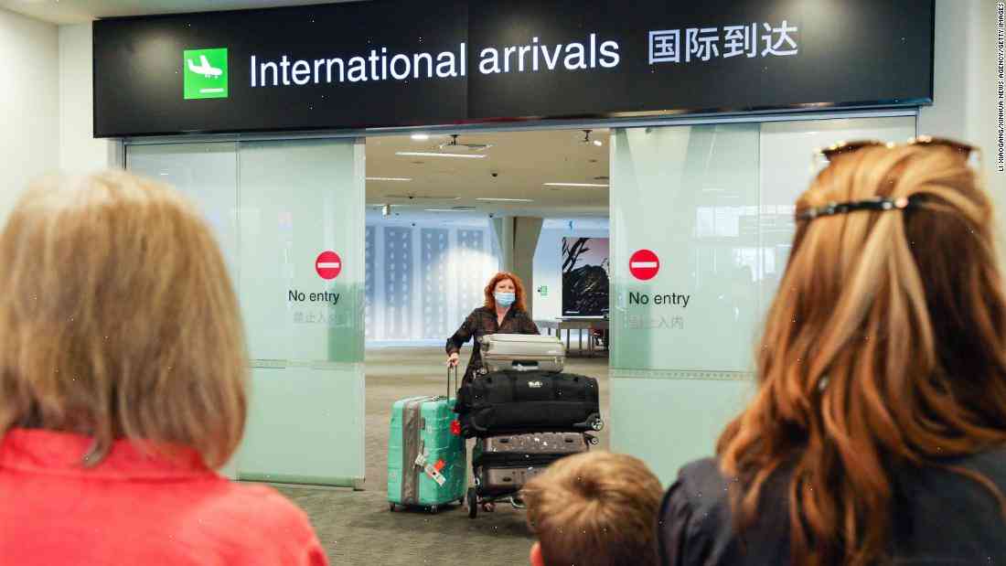New Zealand to ease restrictions to Covid-vaccinated international travelers in 2022
